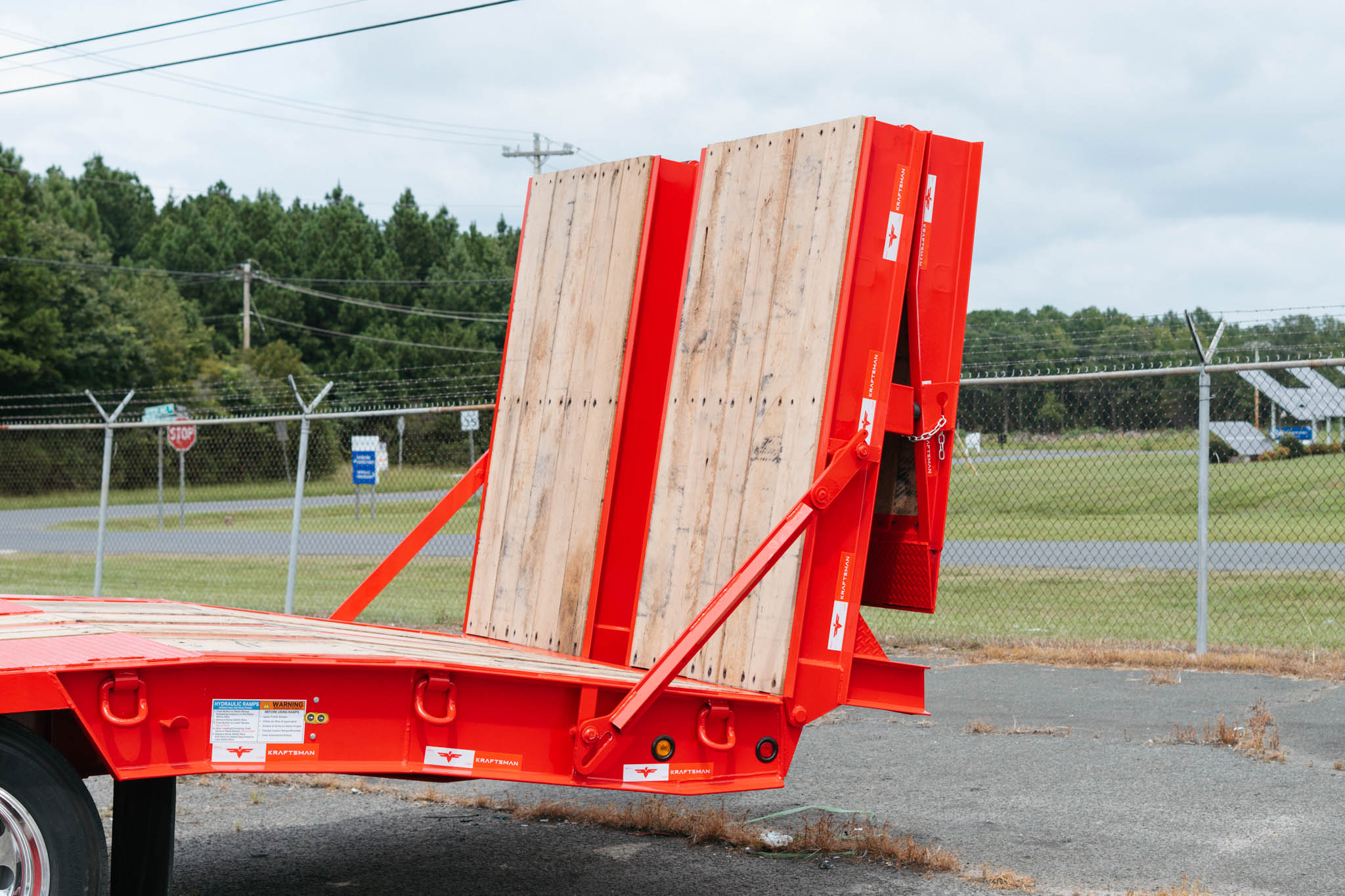 Model HP-60 XDPS-LA Bi-fold Ramps