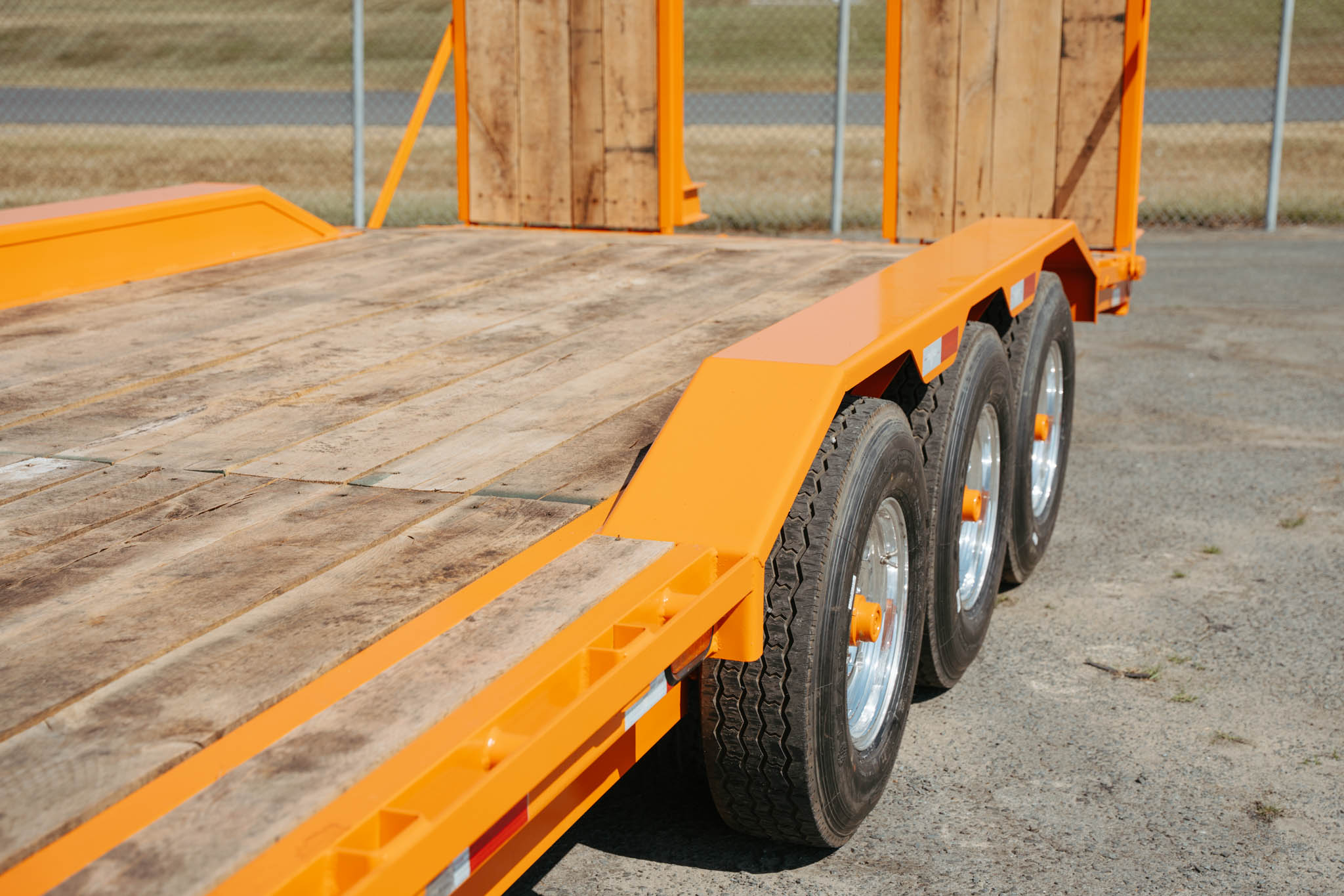 Model E8-22 SW Drive Over Fenders